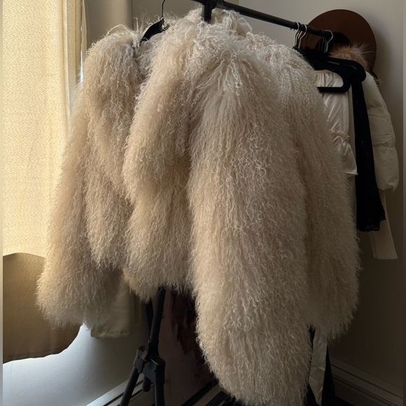 KOIR 100% pure Monogolian lamb Fur Coat ivory - Picture 4 of 7